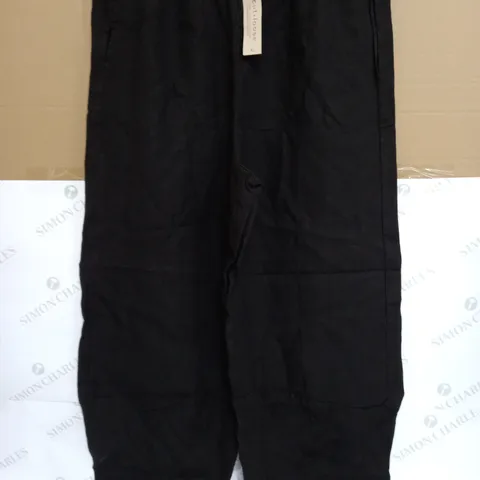 CUTLOOSE SOLID LINEN LANTERN PANTS IN BLACK - XL