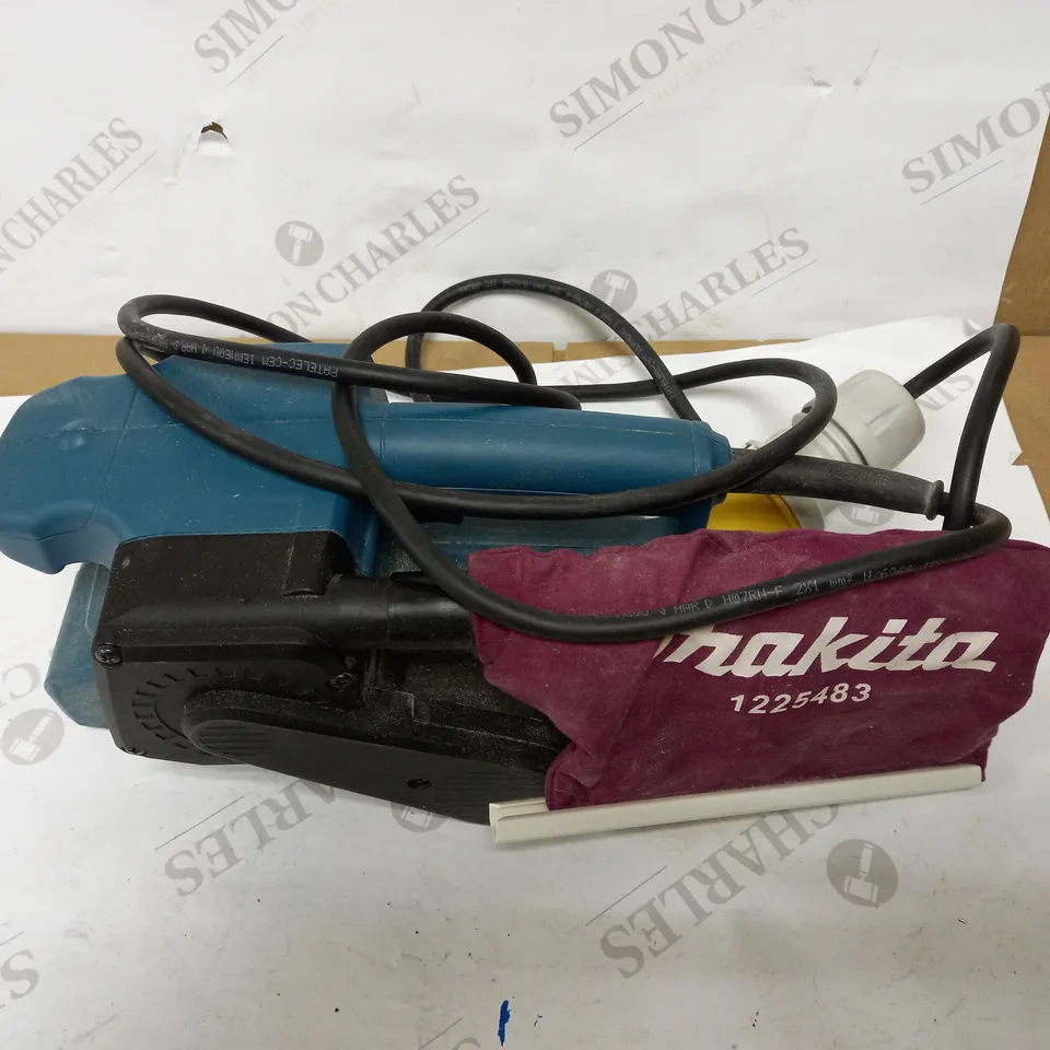 MAKITA BELT SANDER