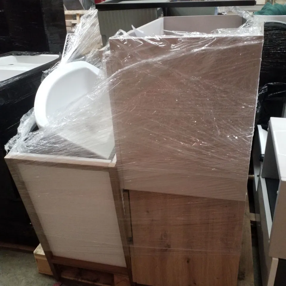 PALLET CONTAINING ASSORTED BATHROOM VANITY UNITS & BASINS 