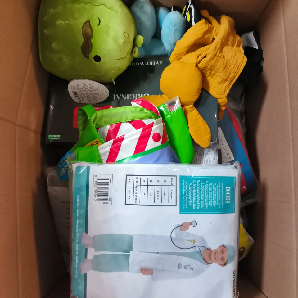 LARGE QUANTITY OF ASSORTED TOYS AND GAMES TO INCLUDE - TEDDIES , COLOURING PENS AND FOOTBALL