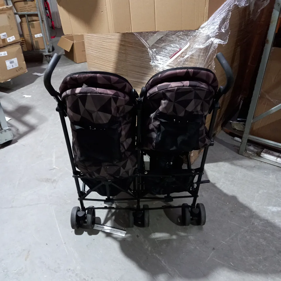 DANI DYER "CHERISH" BLACK GEO TWIN STROLLER RRP £139.99