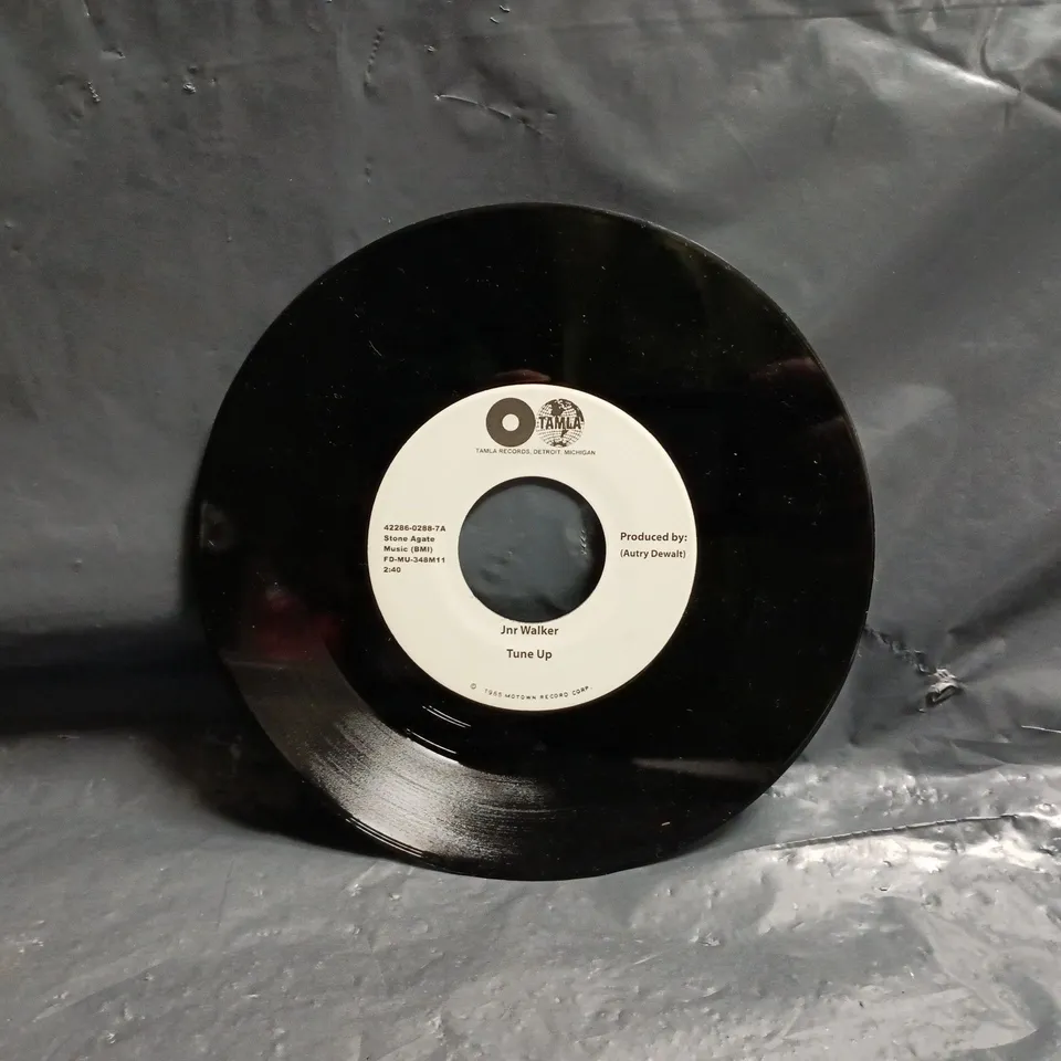 TAMLA RECORDS 7-INCH VINYL RECORD - JNR WALKER & THE CONTOURS