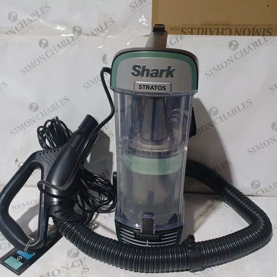 SHARK STRATOS UPRIGHT VACUUM CLEANER WITH PET-TOOL & CAR KIT NZ860UK - COLLECTION ONLY