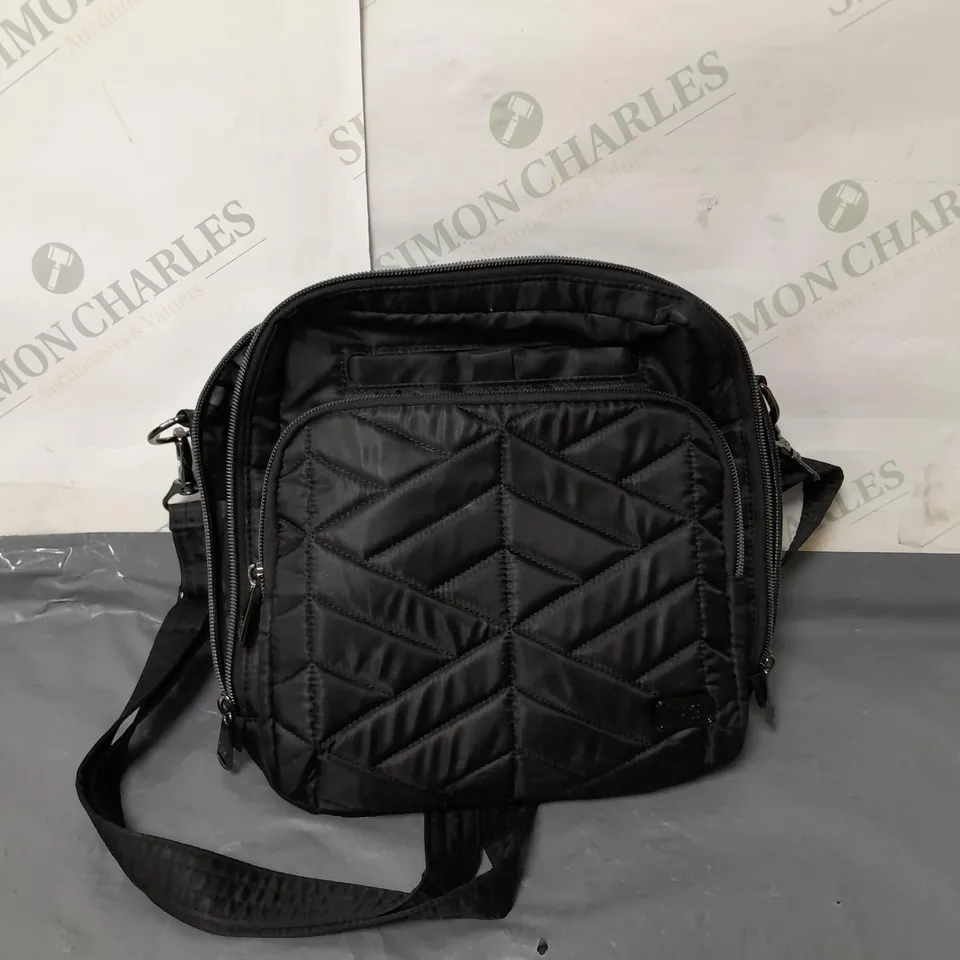 LUG RANGER PADDED BLACK BAG MULTIPLE COMPARTMENTS
