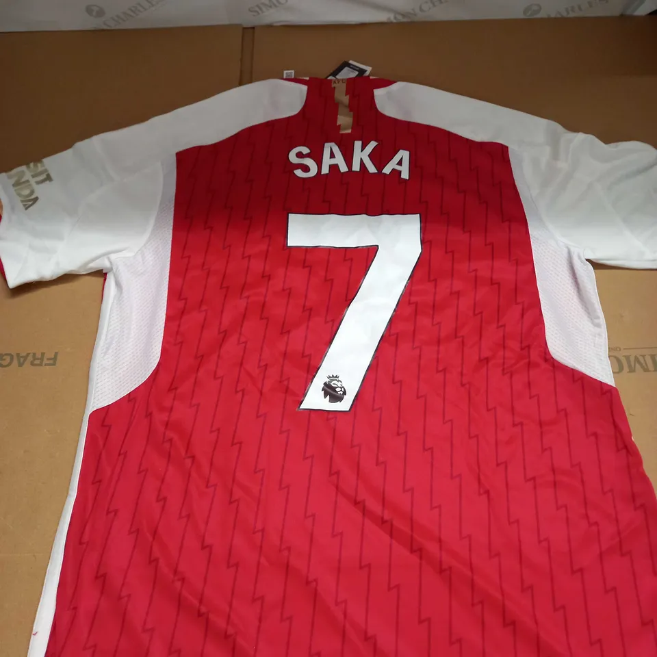 ARSENAL HOME SHIRT WITH SAKA 7 ON THE BACK SIZE L