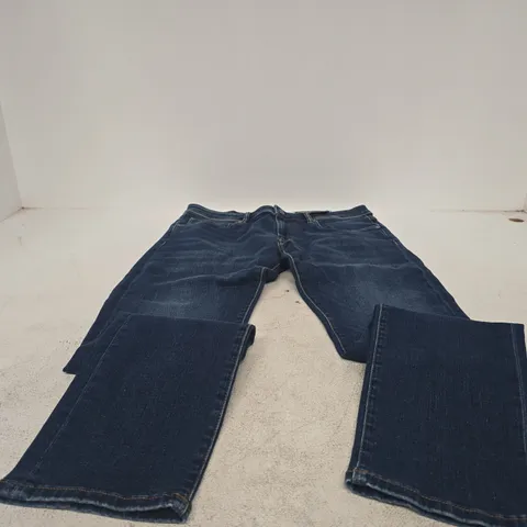 HACKETT LONDON POWERFLEX VINTAGE WASH JEANS – DENIM BLUE, UK 34R