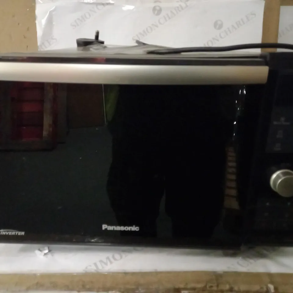 PANASONIC NN-DF386B BLACK COMBINATION OVEN