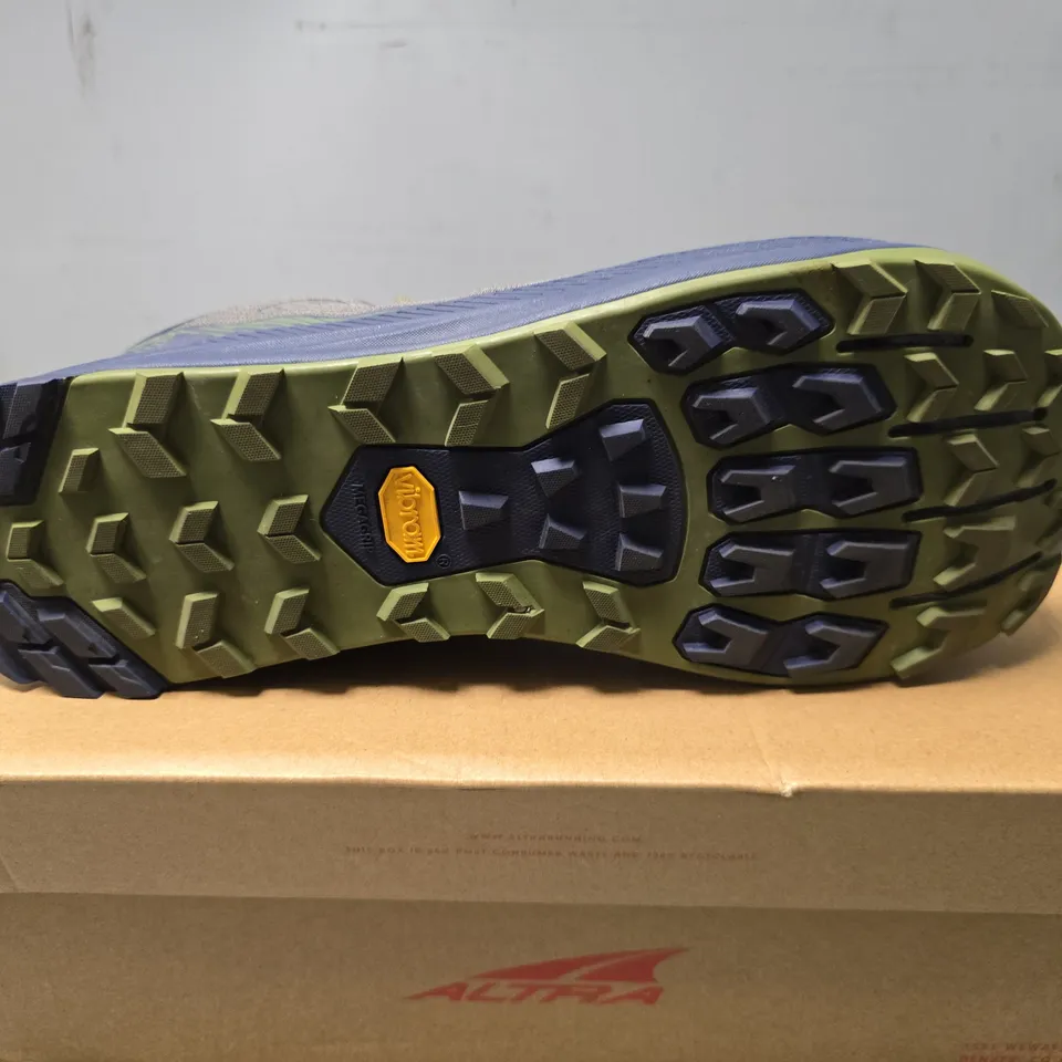 BOXED ALTRA LONE PEAK 9+ - UK 10