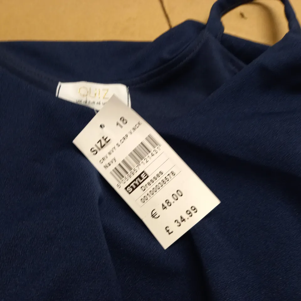 QUIZ NAVY V-NECK DRESS - UK 18