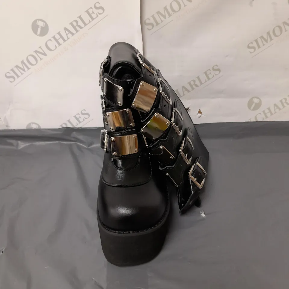 UNBRANDED LADIES KNEE HIGH BLACK BUCKLE WEDGE BOOTS SIZE EU 37