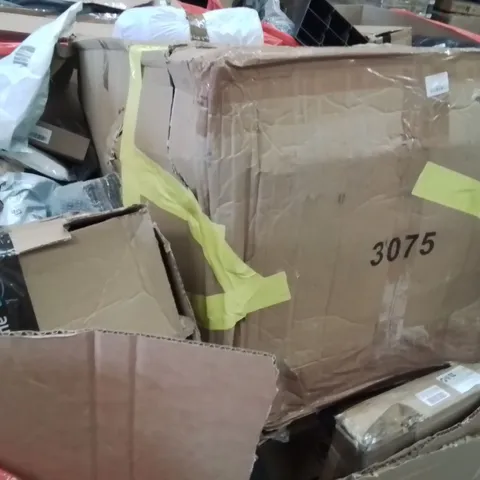 PALLET OF ASSORTED HOUSEHOLD GOODS AND PRODUCTS TO INCLUDE;FLY TRAPS,SUITCASE,CEILING FAN WITH LIGHT
