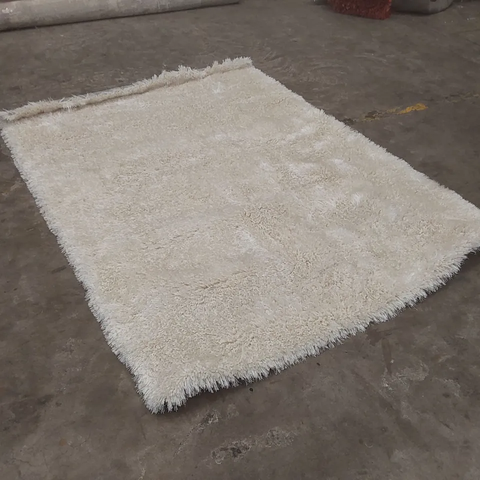 QUALITY DESIGNER AREA RUG - APPROXIMATELY 230 x 165cm