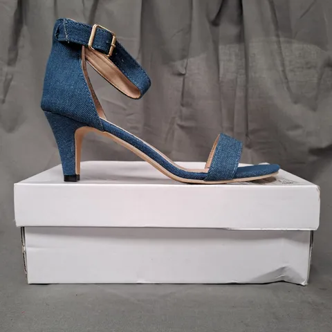 BOXED PAIR OF DESIGNER OPEN TOE HEELED SANDALS IN DENIM BLUE EU SIZE 41