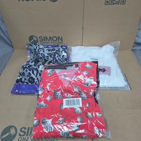 BOX OF APPROXIMATELY 25 X ASSORTED CLOHTING ITEMS TO INCLUDE BRENDA EDWARDS, NINA LEONARD ETC