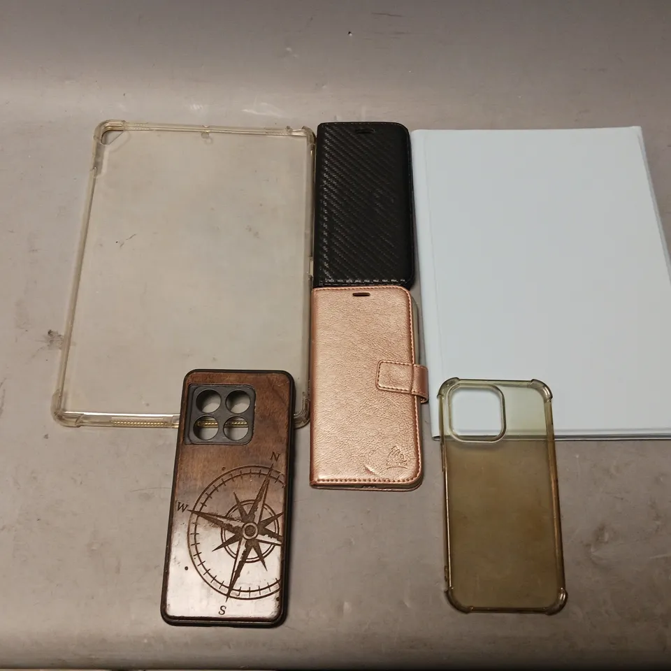PALLET OF APPROX 200 ASSORTED PHONE & TABLET CASES IN VARIOUS SIZES & COLOUR - COLLECTION ONLY