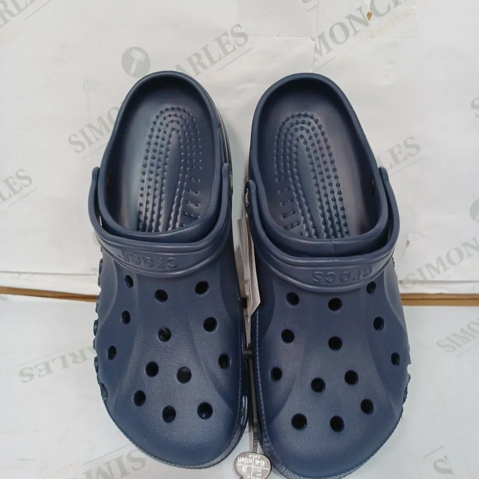 PAIR OF MEN'S BAYA CROCS - NAVY / SIZE: M10 W11 UK 