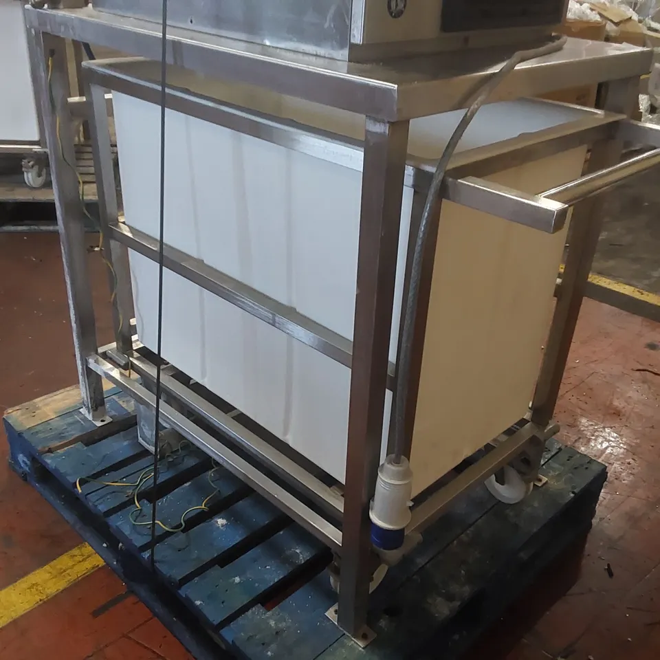 HOSHAZAKI COMMERCIAL ICE MAKERS FM481AGE/M