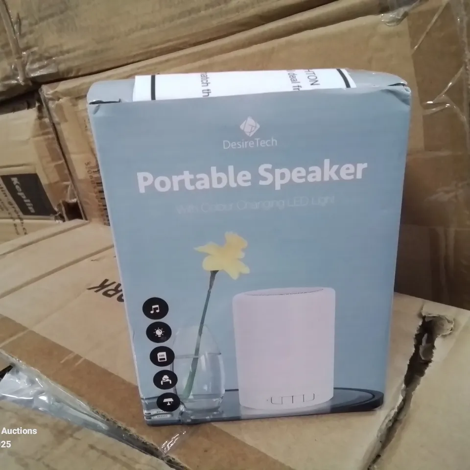 BOXED PORTABLE SPEAKER 