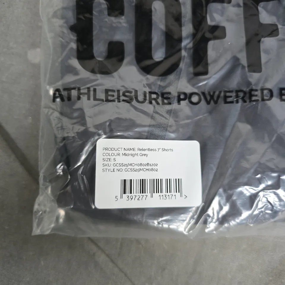 BAGGED GYM+COFFEE RELENTLESS 7" SHORTS – MIDNIGHT GREY, SIZE S 