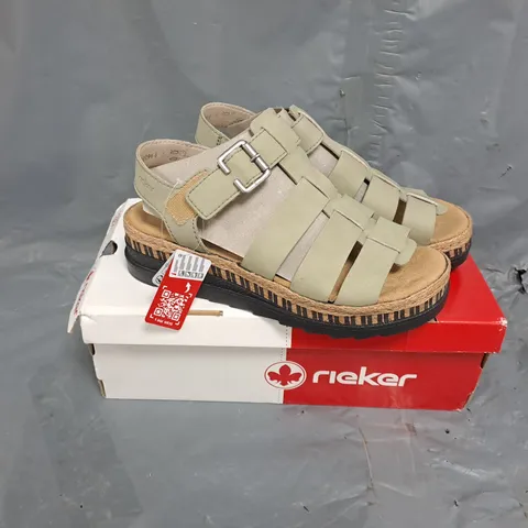 BOXED PAIR OF RIEKER LEATHER SANDALS IN SAGE - SIZE 6