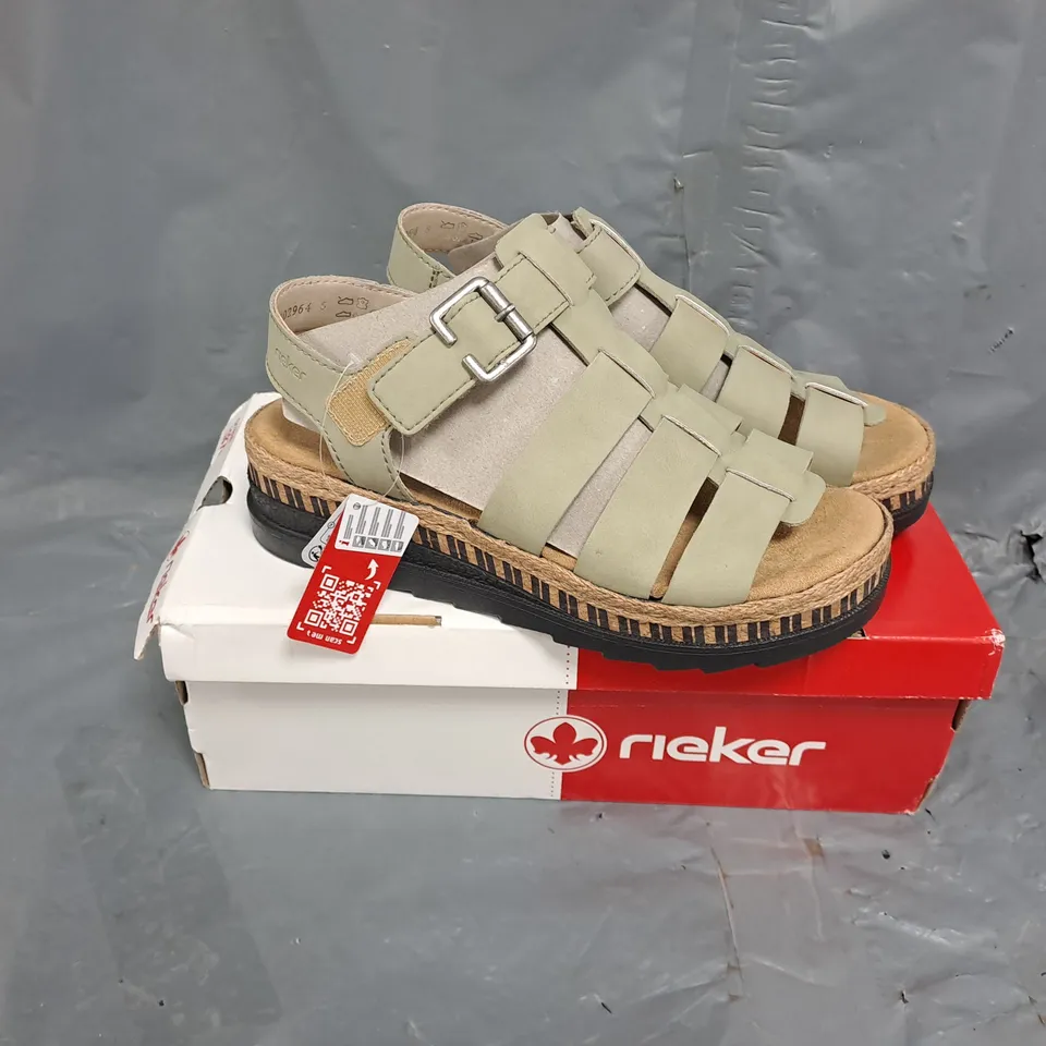 BOXED PAIR OF RIEKER LEATHER SANDALS IN SAGE - SIZE 6