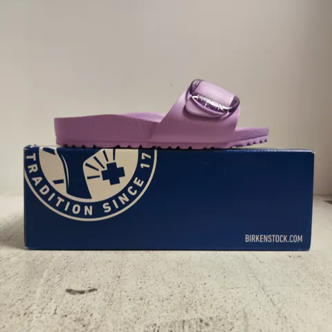 BOXED PAIR OF BIRKENSTOCK MADRID BIG BUCKLE EVA SANDALS IN LAVENDER PURPLE SIZE UK 5.5