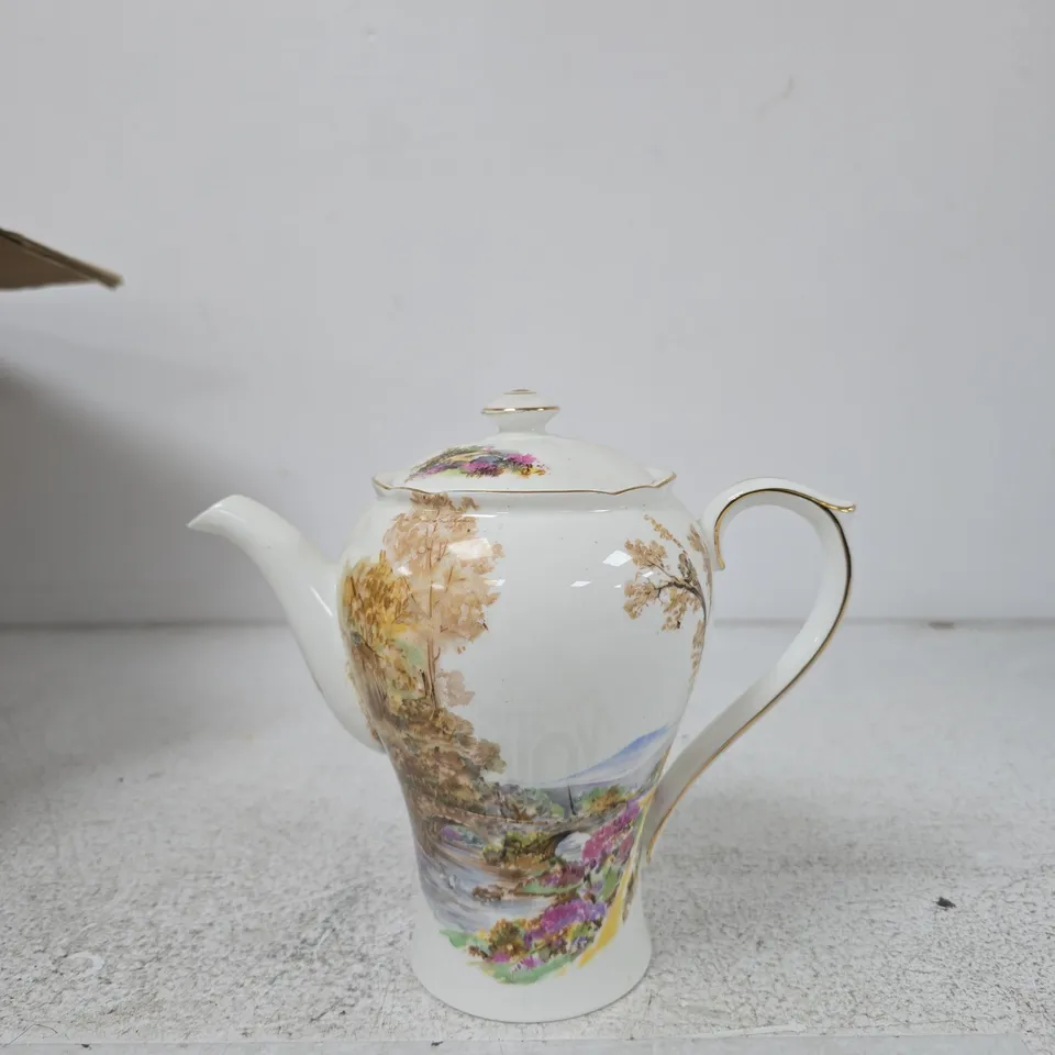 SHELLEY HEATHER BONE CHINA TEAPOT, ENGLAND – R NO 823343