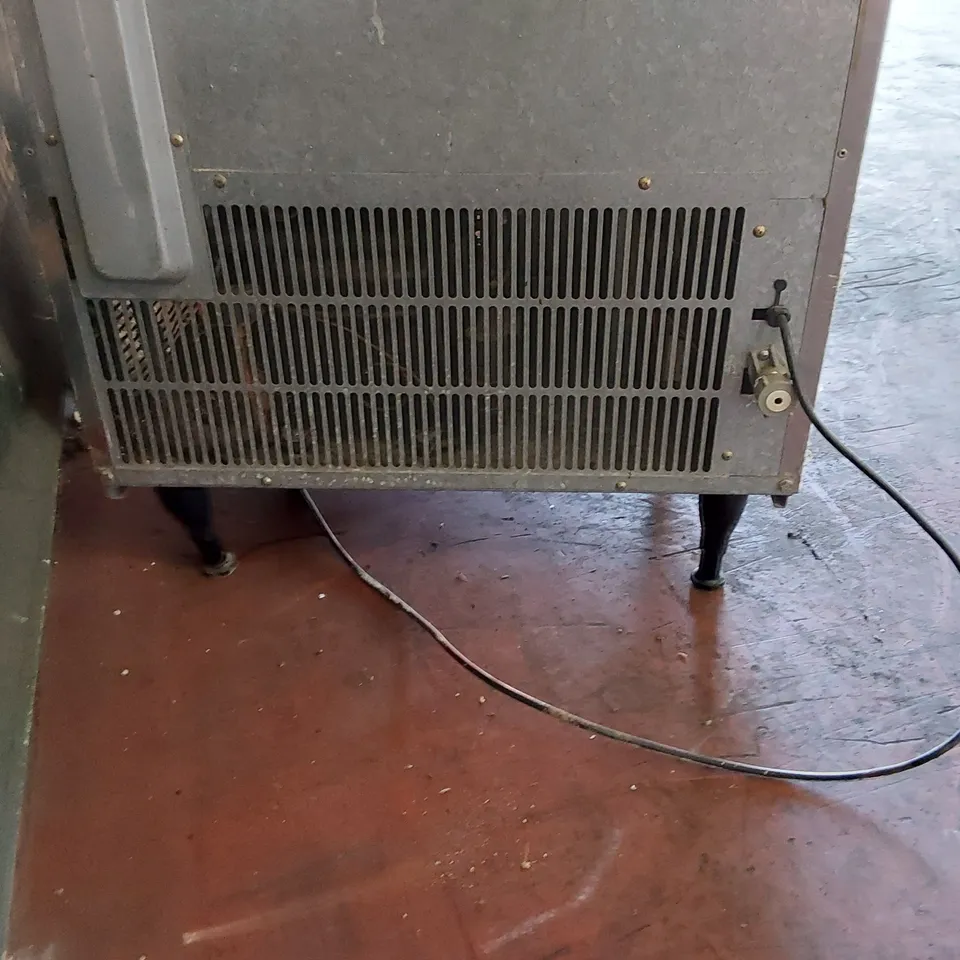  HOSHIZAKI IM-65LE COMMERCIAL ICE CUBE MAKER