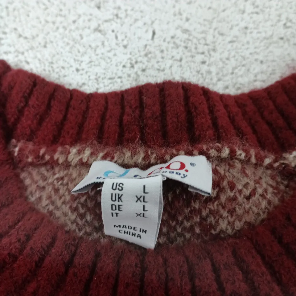 D&CO. DENIM & CO. MAROON & BEIGE PATTERNED KNIT JUMPER – WOMEN'S UK XL (US L)