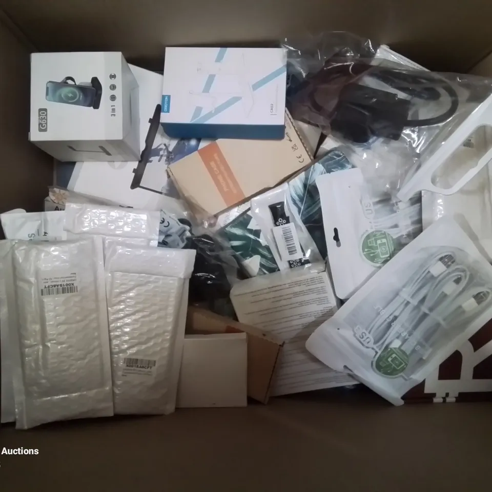 BOX CONTAINING LARGE AMOUNT OF MIXED BOXED ELECTRICAL ITEMS PHONE ACCESSORIES LIGHTING ETC.