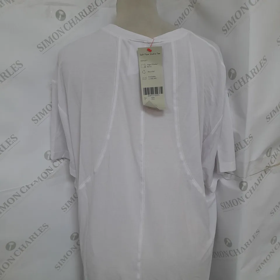 SWEATY BETTY SOFT FLOW STUDIO TEE IN WHITE SIZE M
