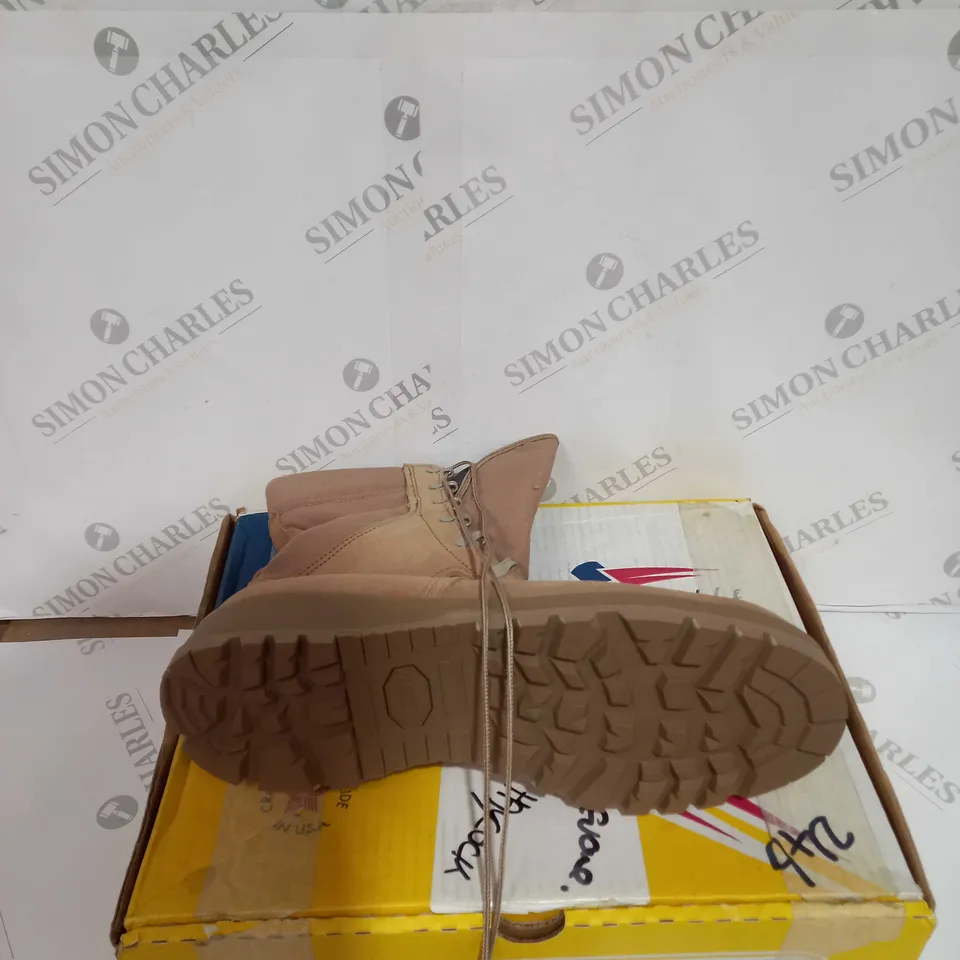 BOXED PAIR OF BELLEVILE DESSERT HOT WEATHER FLIGHT BOOT SIZE UNKNOWN 