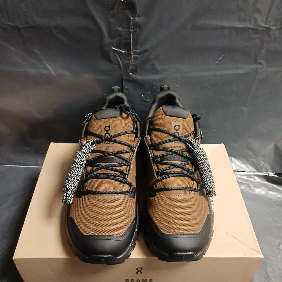 BOXED PAIR OF ON RUNNING CLOUDROCK LOW BEAMS REI – MEN'S TRAIL SHOE, UK SIZE 8.5
