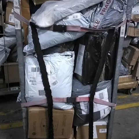 CAGE OF ASSORTED HOUSEHOLD GOODS TO INCLUDE JEWELLERY BOX, TRASH CAN AND CAT LITTER BOX