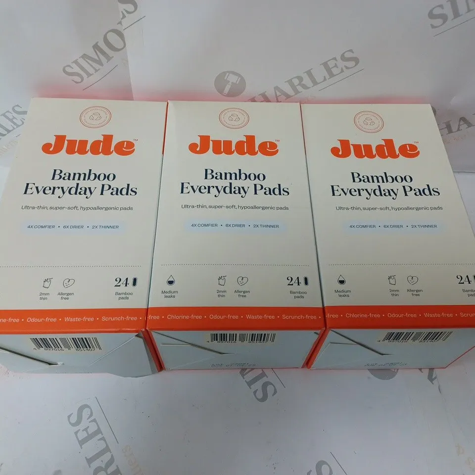 BOX OF APPROXIMATELY 72 UNOPENED JUDE BAMBOO EVERYDAY PADS