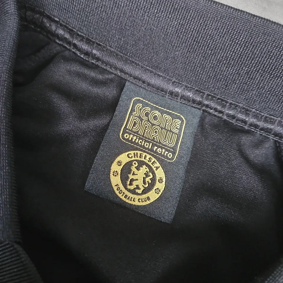 CHELSEA RETRO FOOTBALL JERSEY IN BLACK - XXL