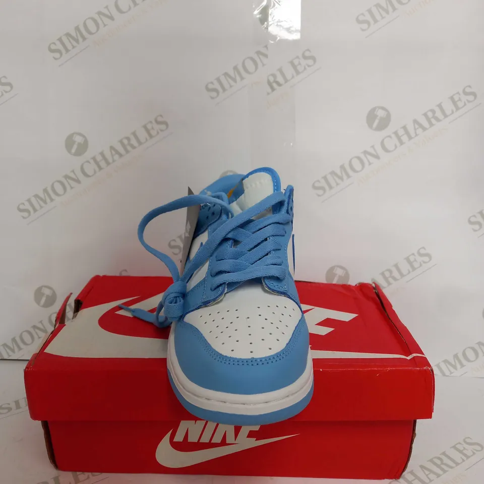 NIKE DUNK LOW RETRO IN WHITE & BLUE - UK 7