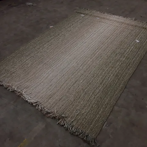 QUALITY DESIGNER AREA RUG APPROXIMATELY 200×300CM