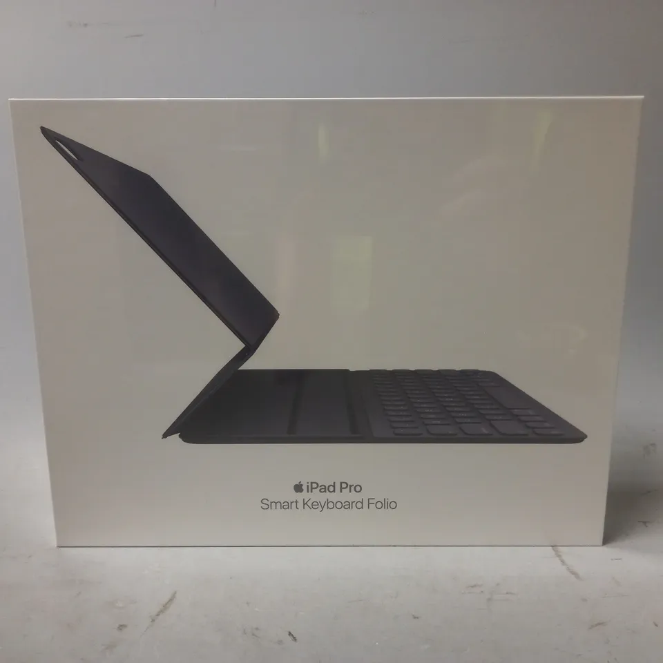 SEALED IPAD PRO 12.9" SMART KEYBOARD FOLIO - A2039