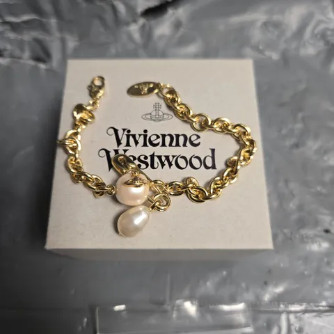 VIVIENNE WESTWOOD CLAUDE SMALL BRACELET – GOLD / CREAM PEARL, BRASS