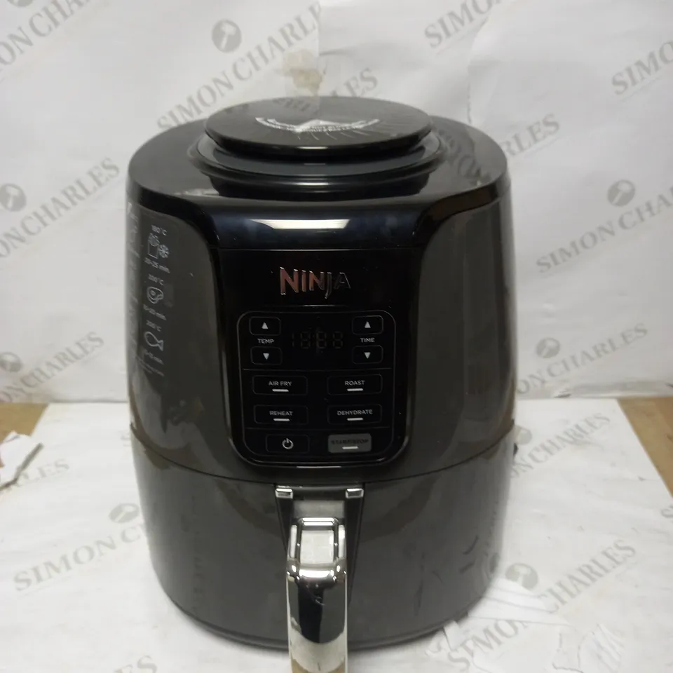 NINJA 3.8L AIR FRYER 