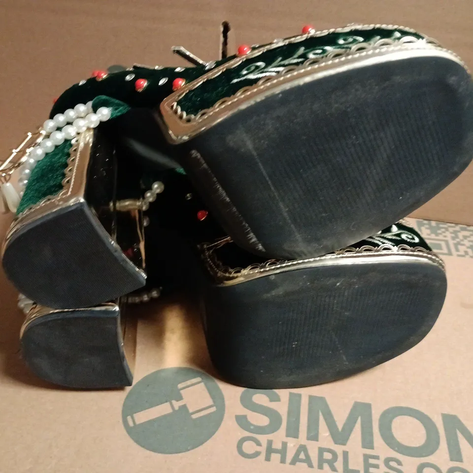 BOXED KOI BOLEYN'S REVENGE BEJEWELED VELVET HEELS IN GREEN, UK7