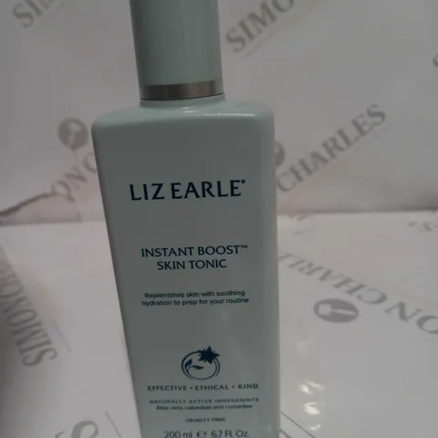 LIZ EARLE INSTANT BOOST SKIN TONIC 200ML