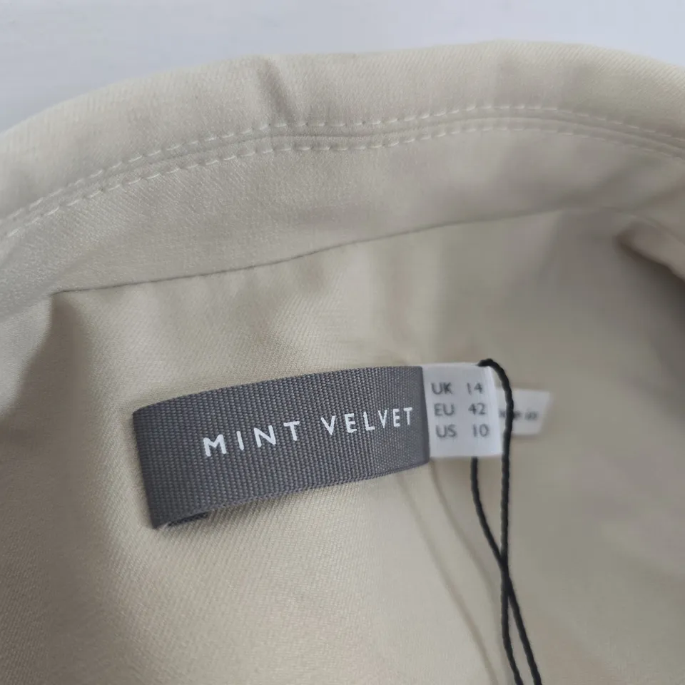 MINT VELVET NEUTRAL EASY BLAZER – UK 14 (EU 42, US 10) BEIGE
