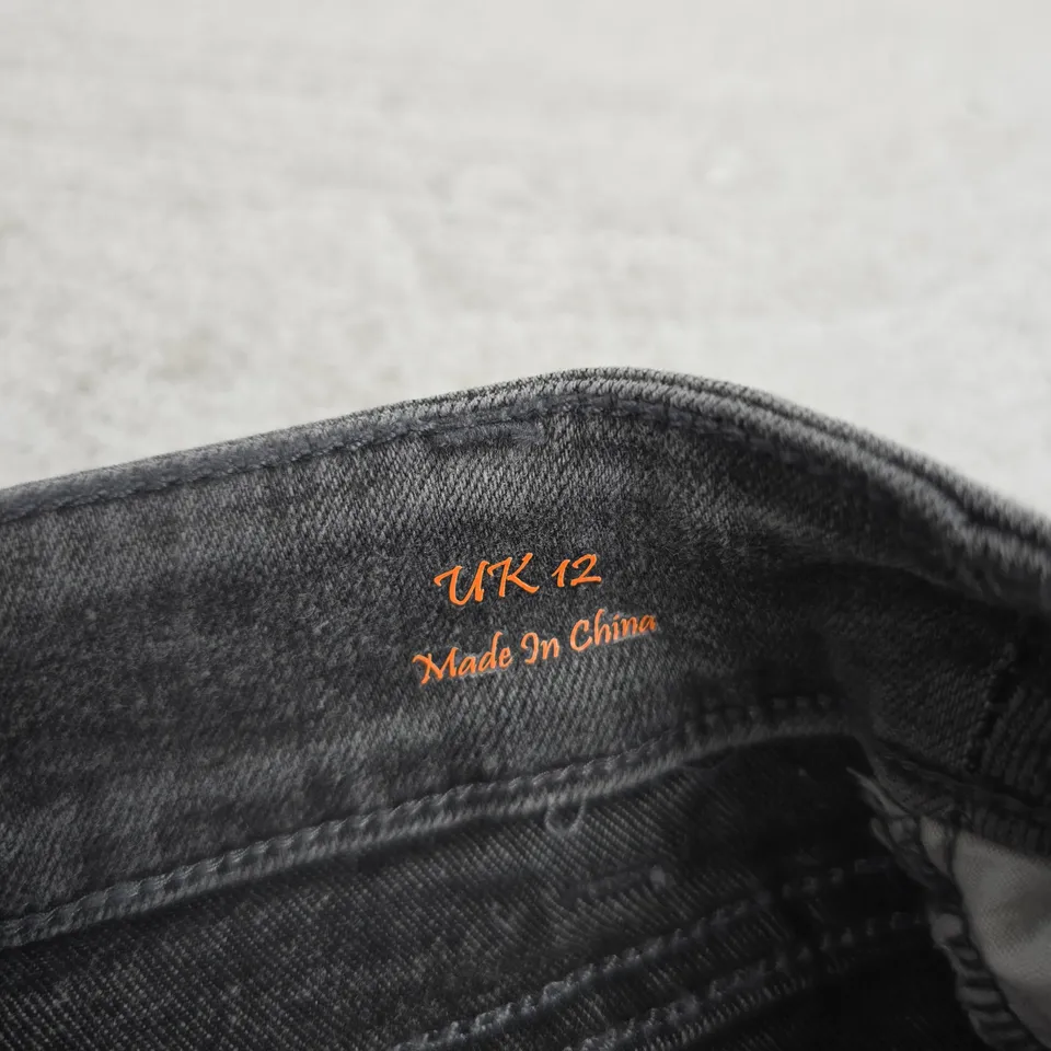 RUTH LANGFORD GREY WASH TURN UP JEANS – UK 12