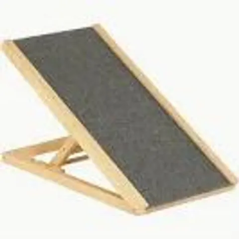 BOXED DOG RAMP ADJUSTABLE HEIGHTS