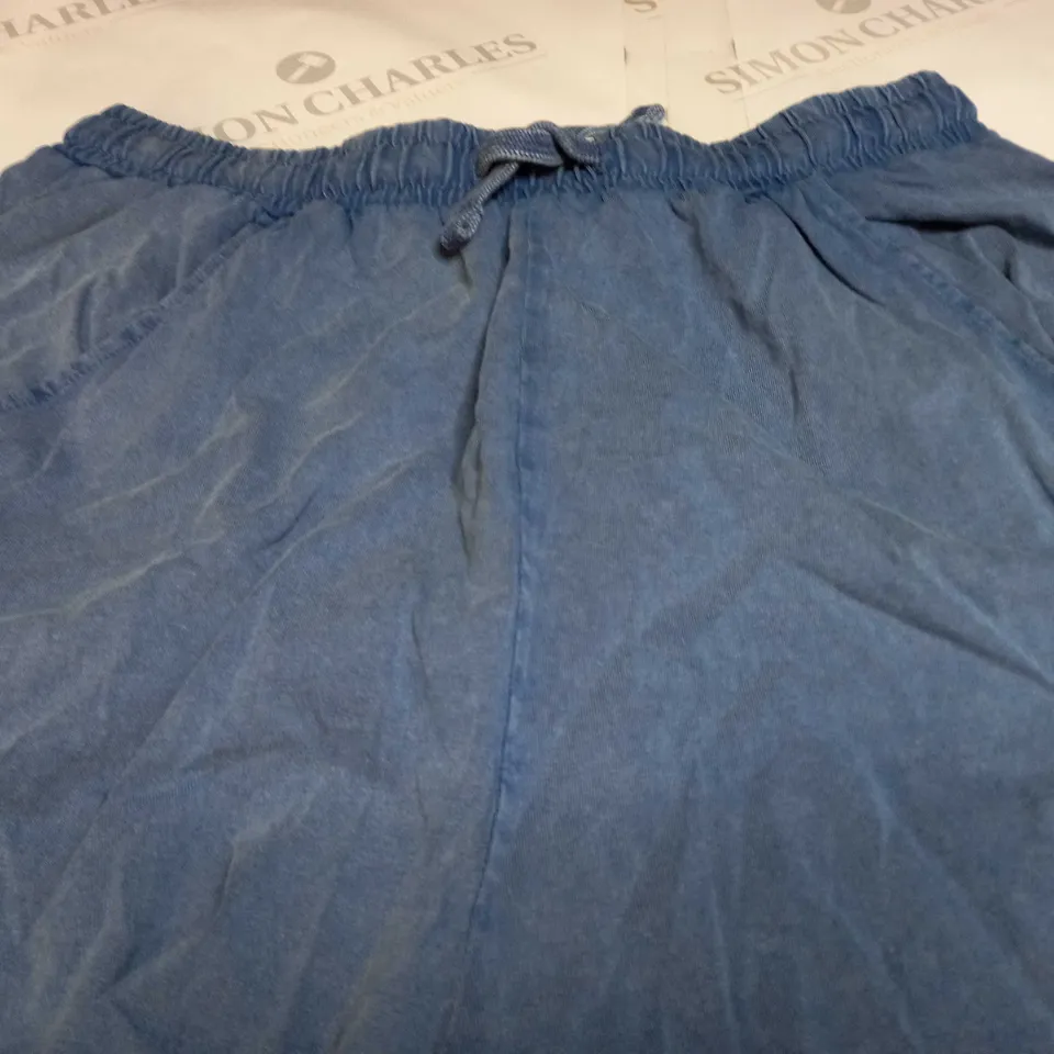 GYMSHARK LIFTING CLUB SHORTS IN BLUE - SMALL