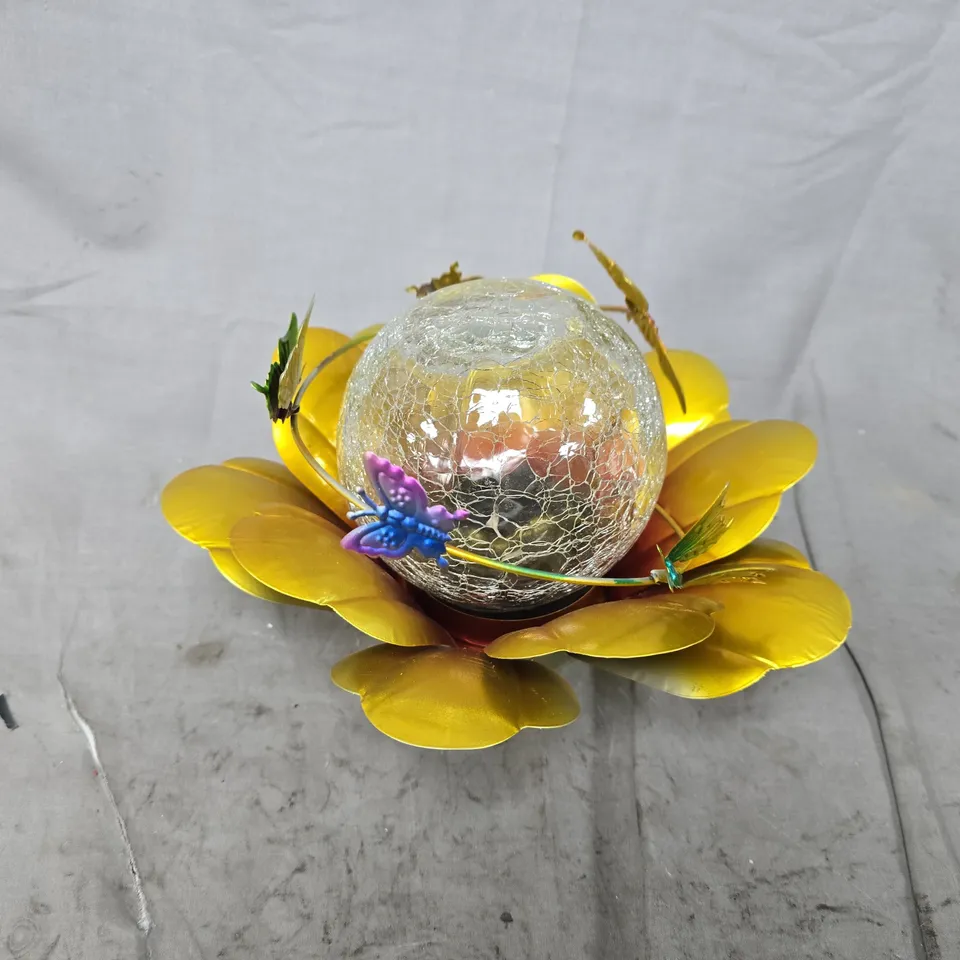 BOXED EZSOLAR LED FLOWER BUTTERFLY LIGHT