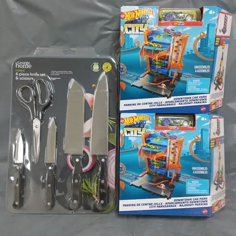 BOX OF APPROXIMATELY 10 ASSORTED HOUSEHOLD ITEMS TO INCLUDE HOT WHEELS CITY CAR PARK, 4-PIECE KNIFE SET & SCISSORS, ETC - COLLECTION ONLY