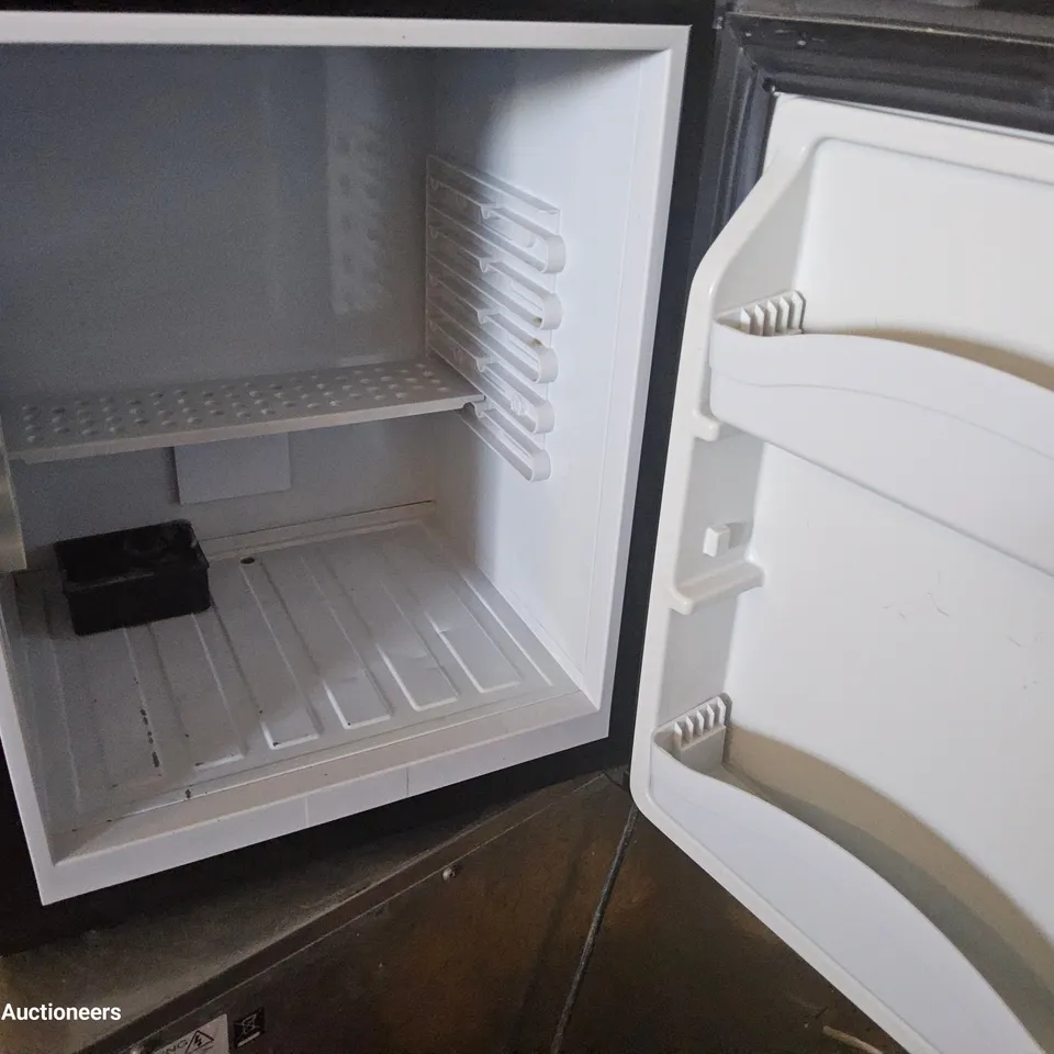 CORBY MINI BAR FRIDGE